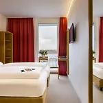 Plaza - Muenchen 3*