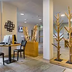 Plaza - Muenchen 3* داخاو
