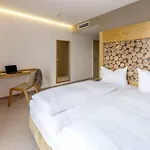 Plaza - Muenchen 3* داخاو
