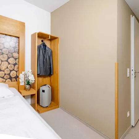 Hotel Atomis Munich 3*