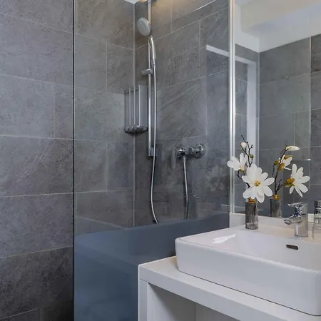 Hotel Atomis Munich 3*