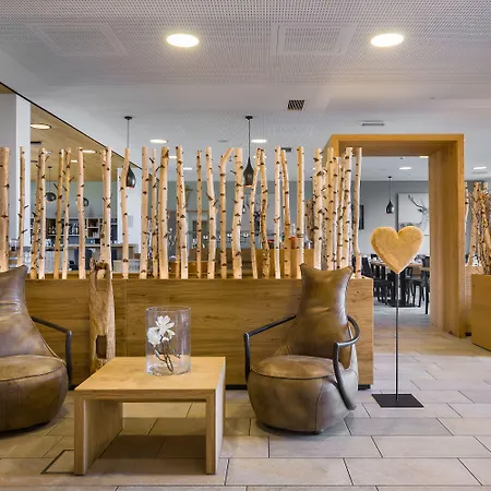 Plaza - Muenchen Hotel