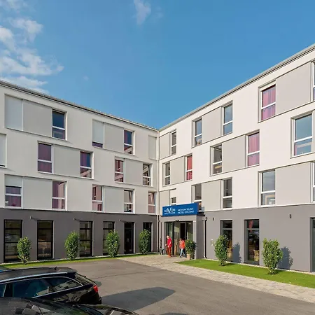 Plaza - Muenchen Hotel 3*