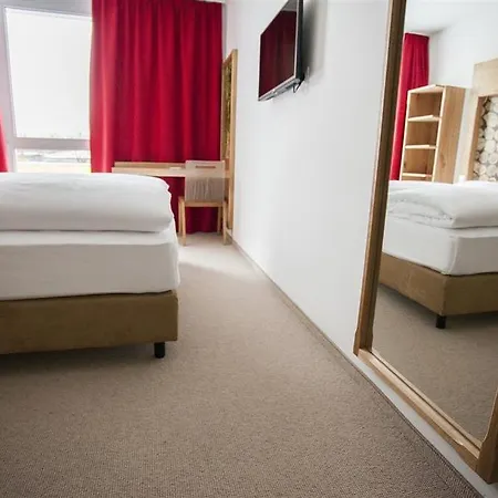 Hotel Plaza - Muenchen 3*