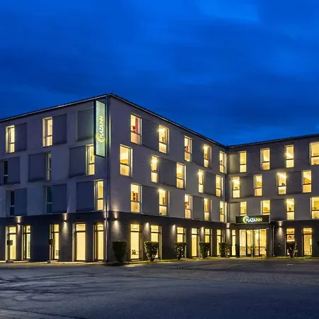 Plaza - Muenchen 3*