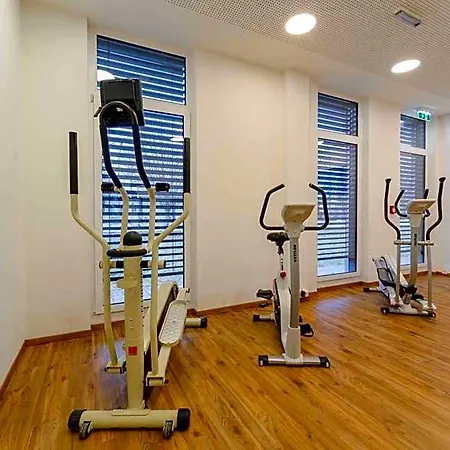 Plaza - Muenchen Szálloda 3*