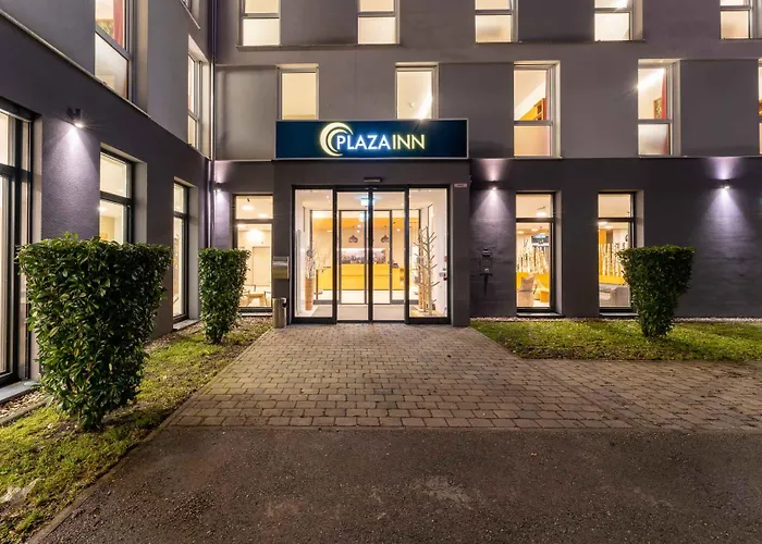 Plaza - Muenchen Hotel